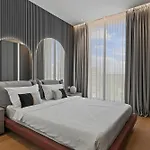 One Luxury Penthouse Mamaia