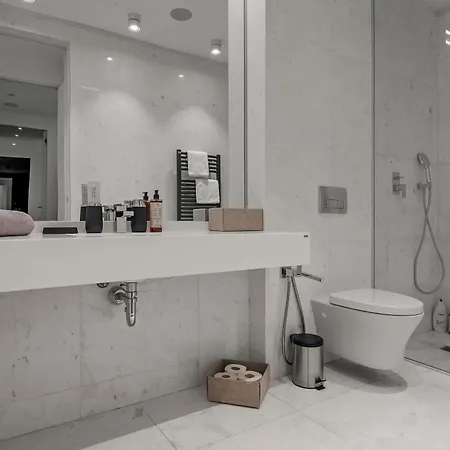 One Luxury Penthouse * Mamaia