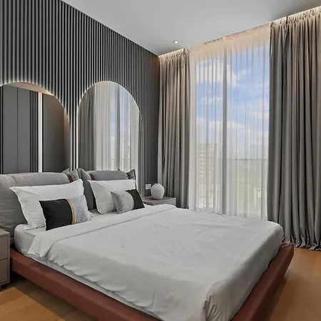 One Luxury Penthouse Mamaia